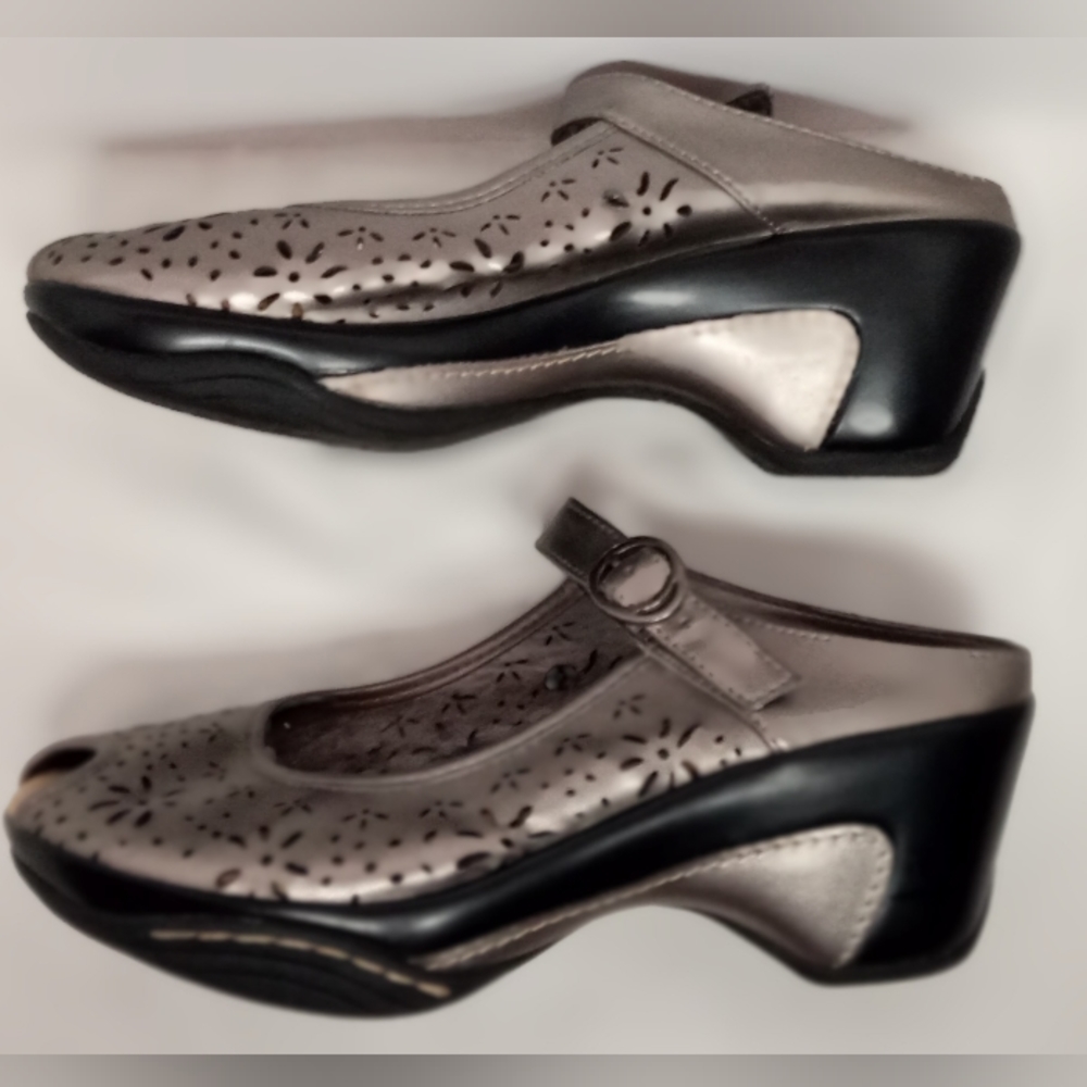 Croft & Barrow Sole (sense)ability Pewter Peep Toe Clogs Size 8.5